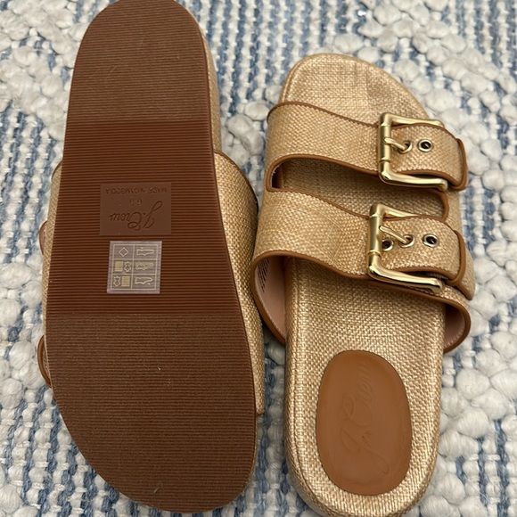 COPY - J. Crew raffia sandals NWOB - Picture 2 of 4